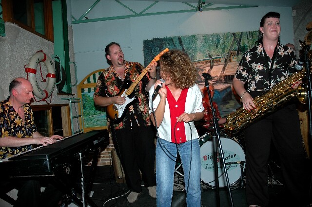 min 2006 06 11 guinguette mp 324